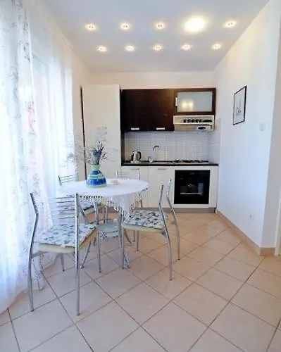 Apartament In With Seaview, Terrace, Air Condition, Wifi Kali