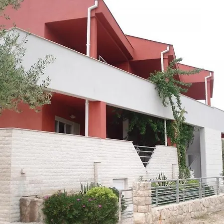 In With Seaview, Terrace, Air Condition, Wifi Apartment *