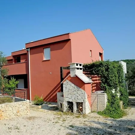 In With Seaview, Terrace, Air Condition, Wifi Apartment Kali