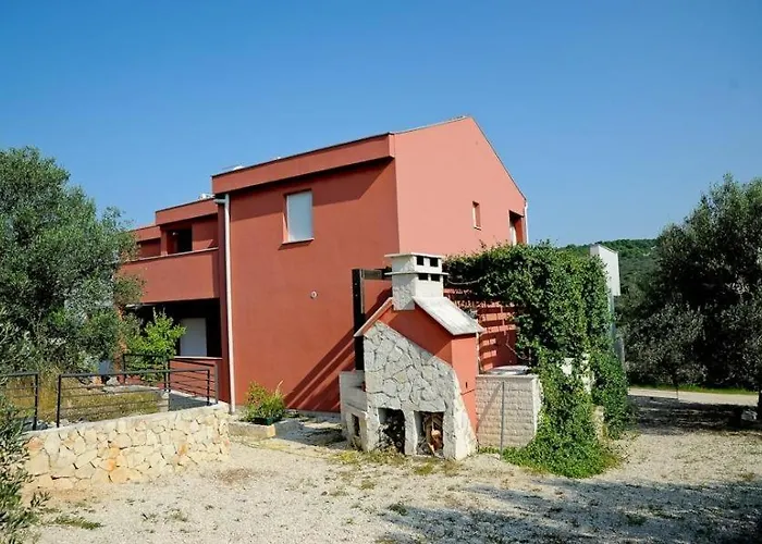 In With Seaview, Terrace, Air Condition, Wifi דירה קאלי